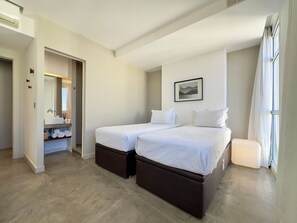 In-room safe, blackout drapes, iron/ironing board, free WiFi - WhereInRio 4 suites luxury penthouse Ipanema (Rio de Janeiro)