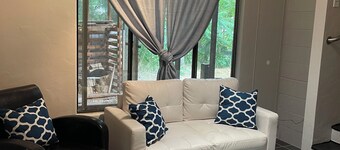 Peaceful house with AC and electric heat built into walls in charming Riggins 