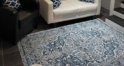 Peaceful house with AC and electric heat built into walls in charming Riggins