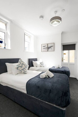 Apartment | 2 bedrooms - Spacious Cardiff Central Fast Wifi Netflix (Cardiff)