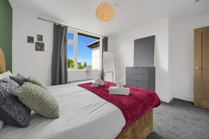 Apartment | 1 bedroom - Stylish Modern Apartment - Free Parking - W (Cardiff)