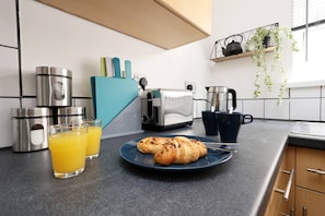 House | 3 bedrooms - Central Escape Central Cardiff Free Parking (Cardiff)
