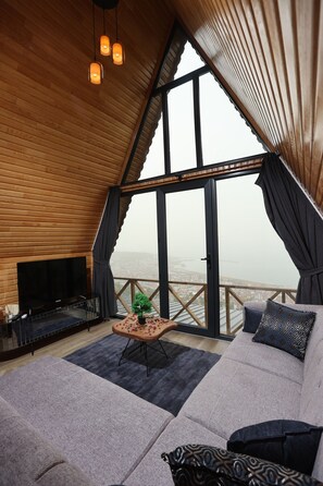 Comfort Bungalow, Sea View | Free WiFi