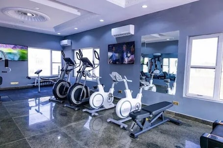 Gym. Hilton Palace Hotel