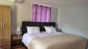 1 bedroom, free WiFi, bed sheets