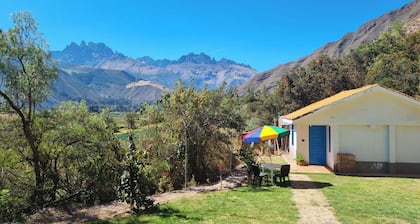 Quaint 1-bedroom cabin in Huayllabamba