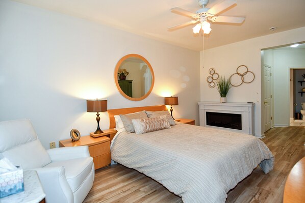 1 habitación, tabla de planchar con plancha, wifi y ropa de cama