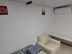 Chambre Double Confort | Fer et planche à repasser, Wi-Fi gratuit
