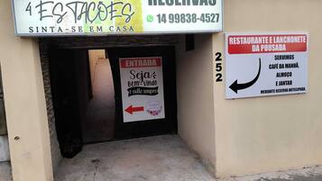 Overnatningsstedets facade