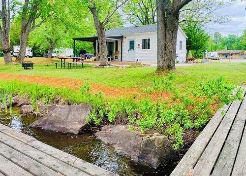 Riverview Cabin Cottage B