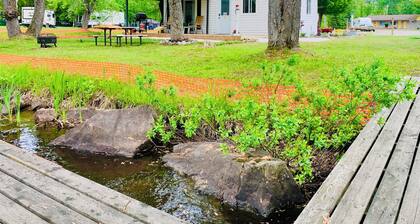 Riverview Cabin Cottage B