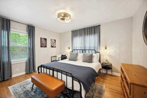 2 habitaciones, tabla de planchar con plancha, cuna de viaje y wifi
