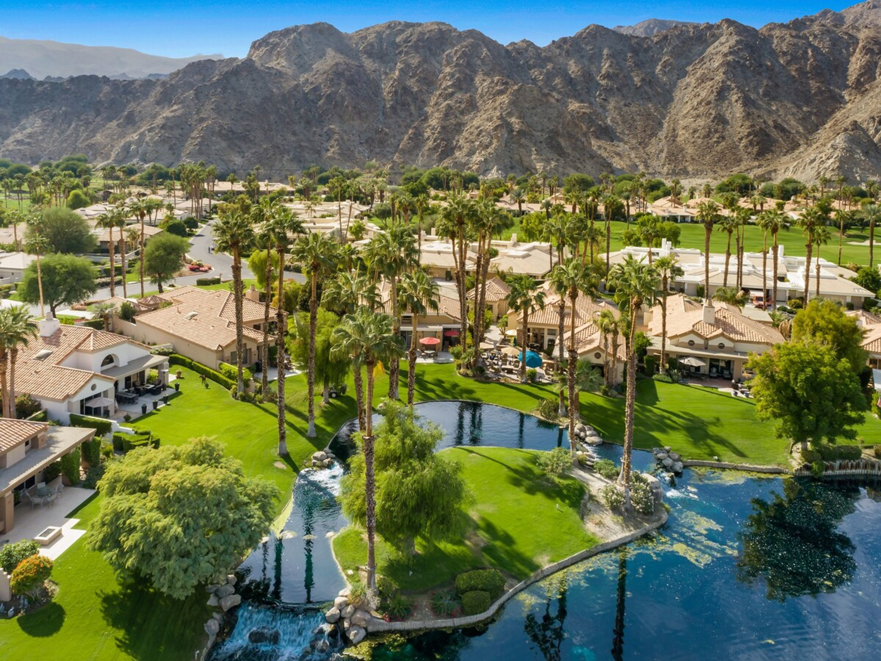 House | 4 bedrooms, Internet