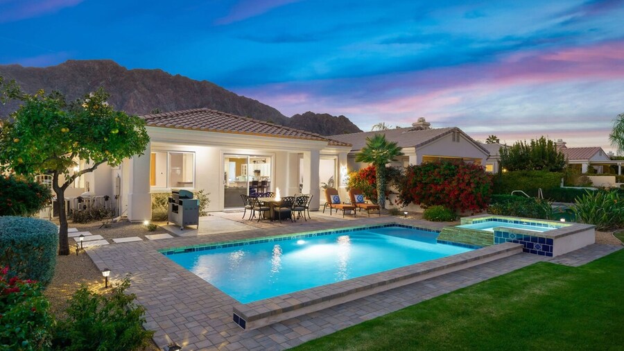 Casa Alegre Desert Oasis w Pool Spa Firepit