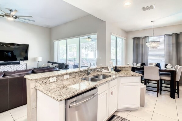 独立别墅 | 4 多间卧室、高速上网