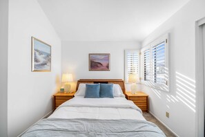 Apartment - Charming Condo With Golf Course View (Palm Desert)