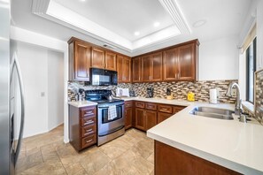 Apartment | 2 bedrooms, Internet - Charming Condo With Golf Course View (Palm Desert)