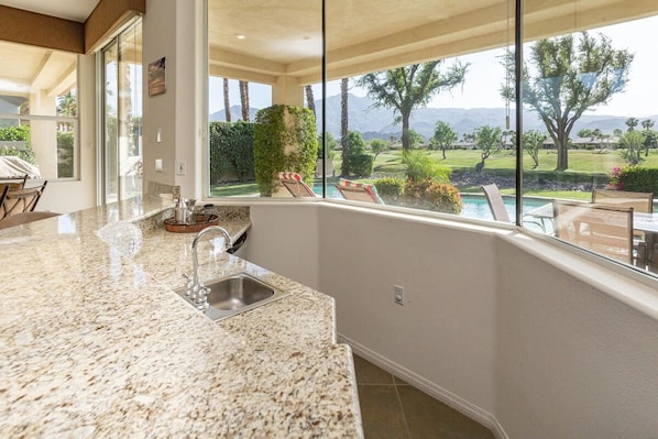 House | 3 bedrooms, Internet - 5 Star Rating Oasis Golf Pool Spa 3bed Pga West (La Quinta)