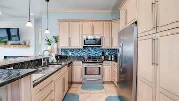 House | 4 bedrooms, Internet