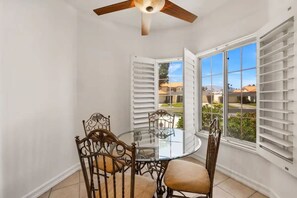 Apartment | 2 bedrooms, Internet