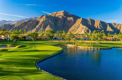 Cozy Lakeside Retreat in PGA West Bbq Scenic Views