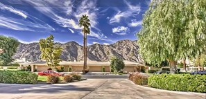 Apartment | 2 bedrooms, Internet