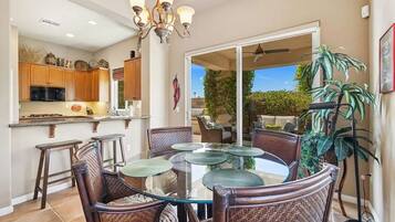 2 bedrooms, Internet