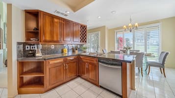 3 habitaciones y acceso a internet