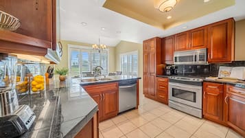 Apartment | 3 bedrooms, Internet