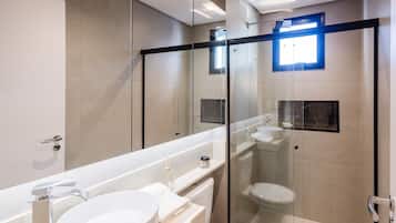 Apartamento básico | Banheiro