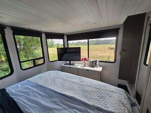 3 bedrooms, Internet, bed sheets