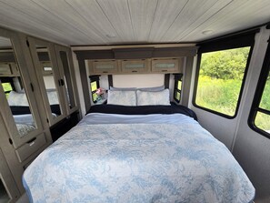 3 bedrooms, Internet, bed sheets