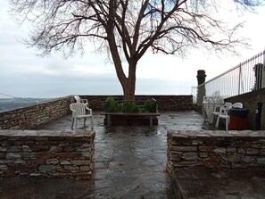 Terrace/patio - Typical Corsican apartment (Cervione)