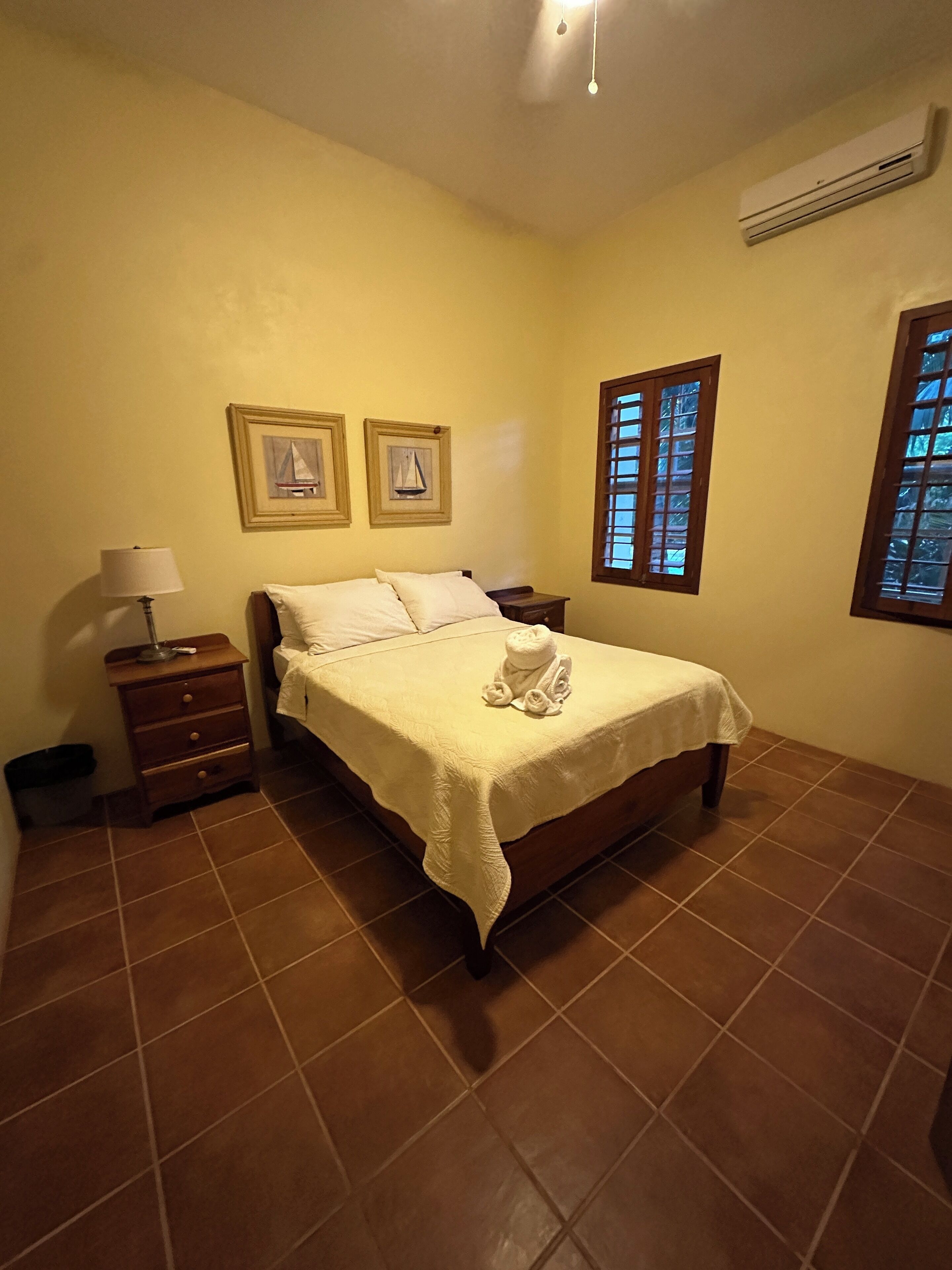 1 bedroom, iron/ironing board, WiFi