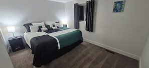 4 bedrooms, desk, free WiFi