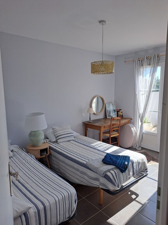 Beaucoup De Charme Pour Cette Maison, Classée 3* Par Le S I De Royan, Piscine - Royan