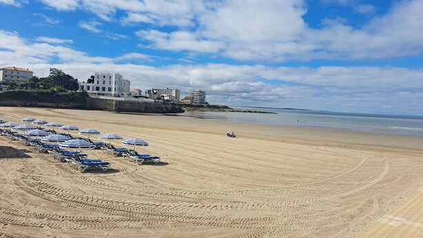 Beach nearby, sun loungers - A lot of charm for this house, classified 3* by the S'I de Royan, swimming pool (Vaux-sur-Mer)