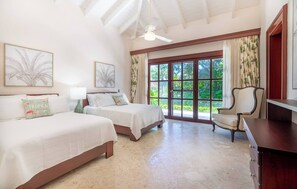 7 bedrooms, in-room safe, desk, iron/ironing board