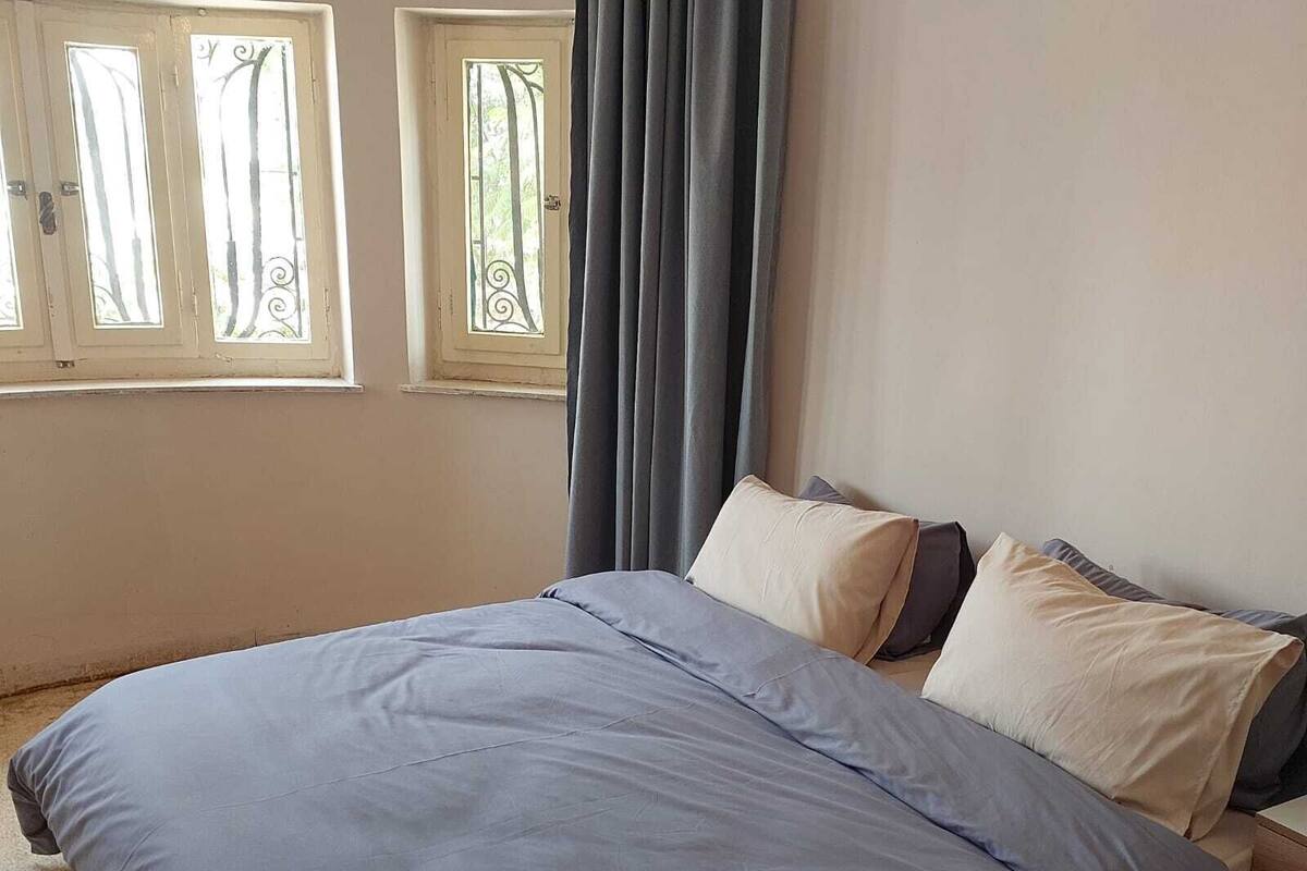 Double Room, 1 Queen Bed