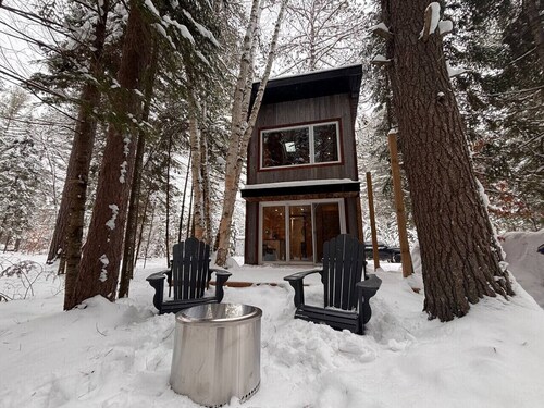 Cozy cabin on Oxtongue River; Heron Cottage