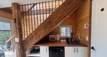 Cozy Cabin on Oxtongue River; Wolf Cottage