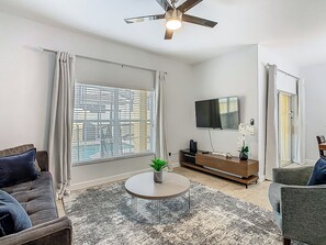 TV connectée, baby-foot, table de tennis de table