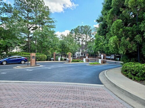 Central 2-bedroom Smyrna Condo