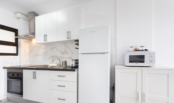 Studio, Smoking | 1 bedroom