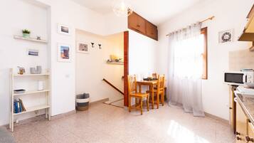 Apartment, Smoking | 1 bedroom