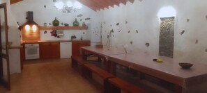 Talo, tupakointi sallittu