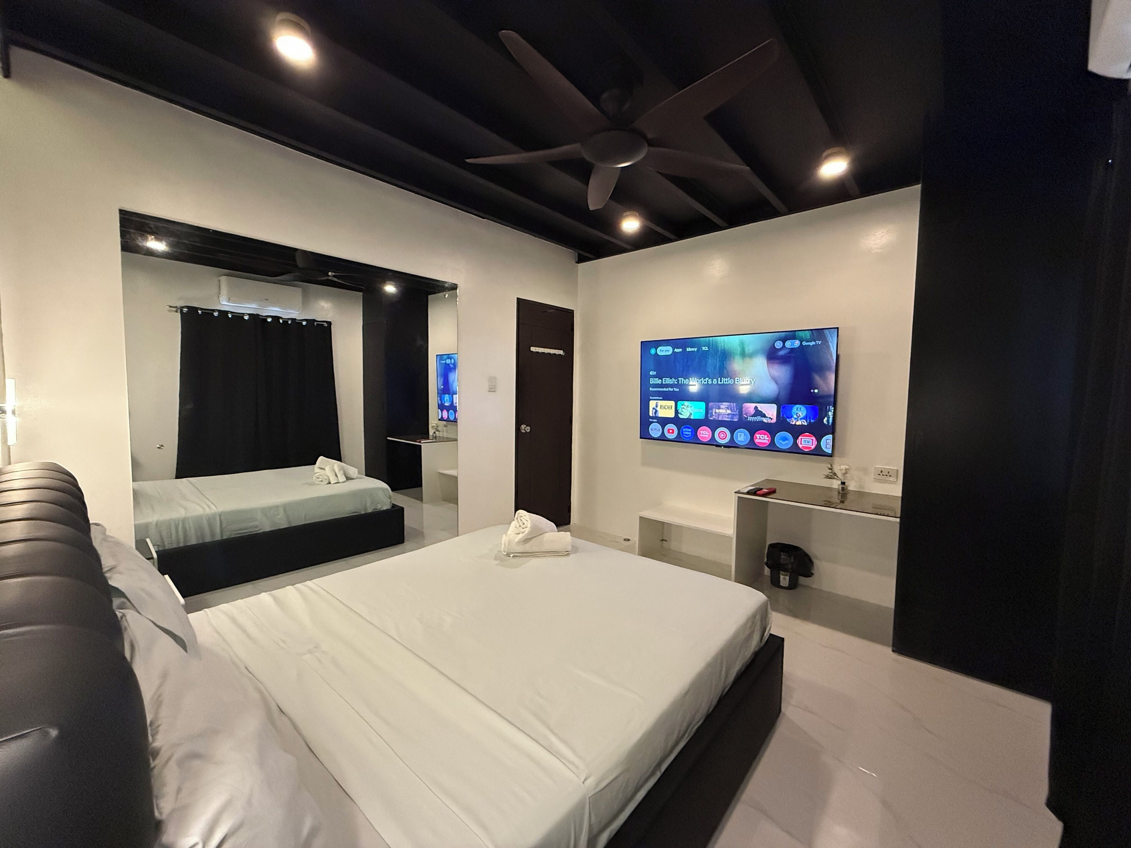 2 bedrooms, iron/ironing board, Internet, bed sheets