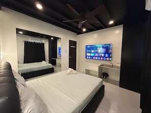 2 bedrooms, iron/ironing board, internet, bed sheets