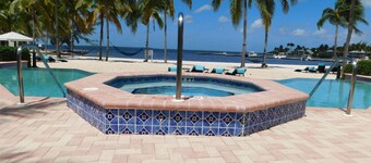 Escape,Enjoy,Unwind to Kailegría, 2BR,2BA condo in Cayman Kai’s Kaibo Yacht Club