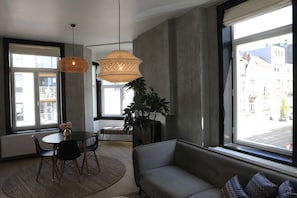 Hus | 1 soveværelse, skrivebord, internet